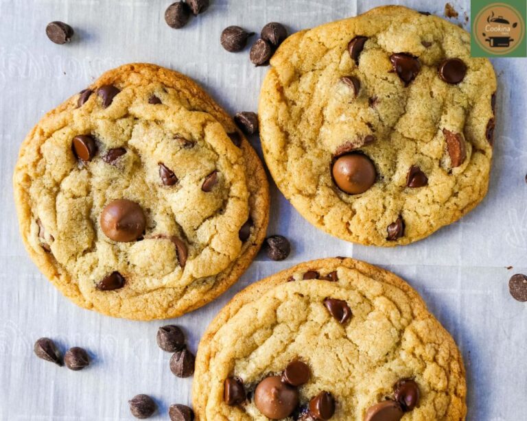 One-Bowl Chocolate Chip Cookies