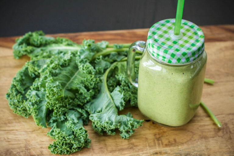 Green Orange & Watermelon Breakfast Smoothie