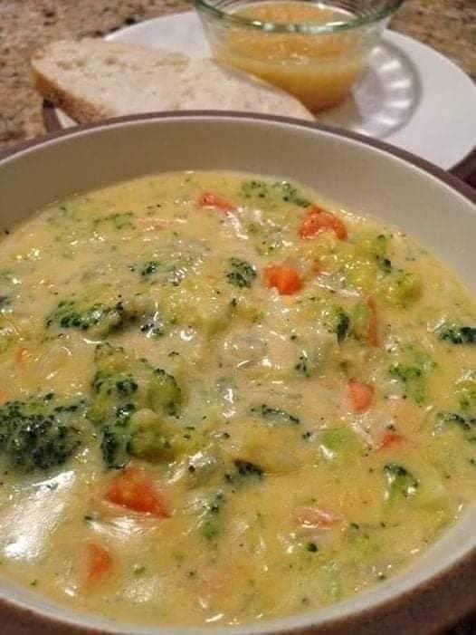 Crock Pot Potato Broccoli Cheddar Soup