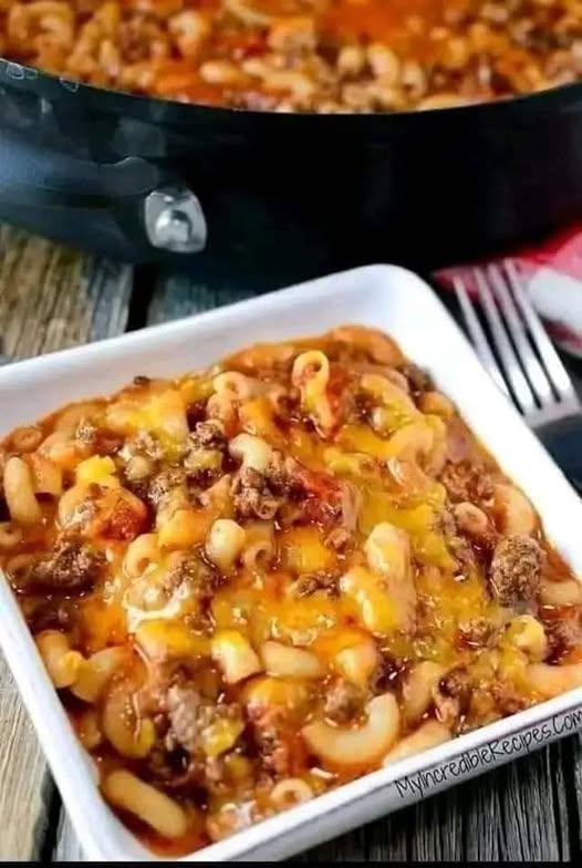 Creamy and Cheesy Beef Goulash