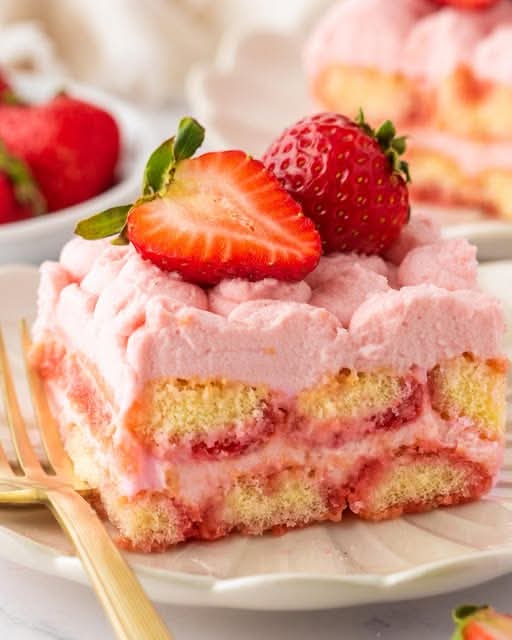 Strawberry Tiramisu